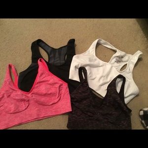 Danskin sports bras size large